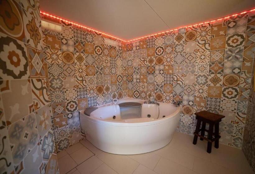 تختخواب و صبحانه Coppola Rossa Relax