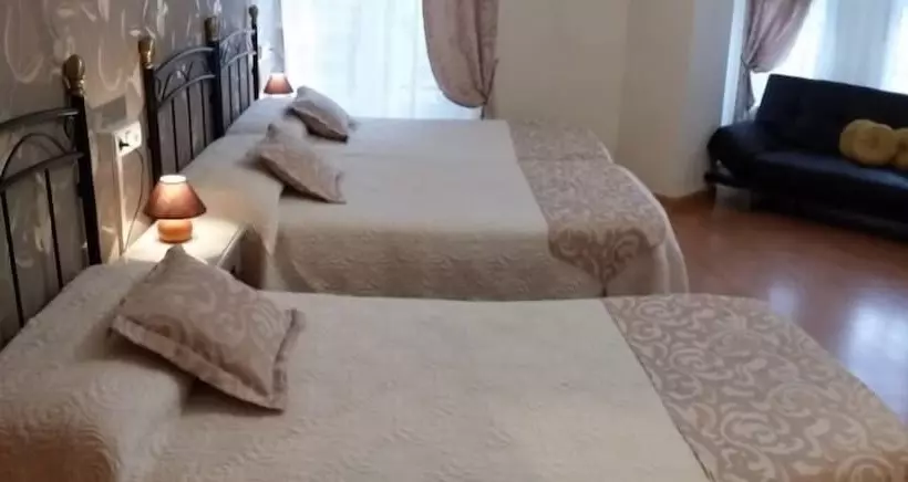 Hotelli Hosteria Villa De Castro