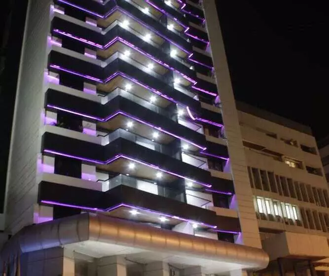 هتل Lahoya Verdun