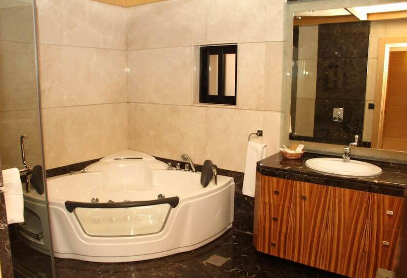 هتل Lahoya Verdun