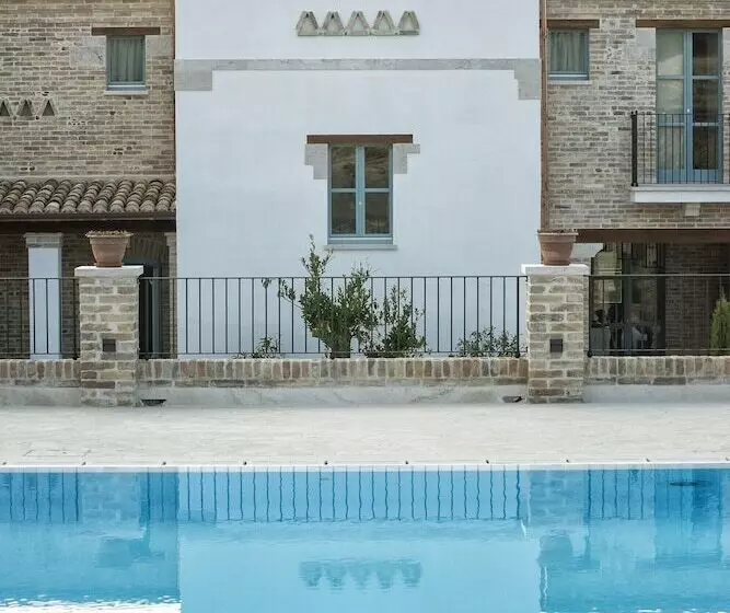 Hotelli Villa Sant Angelo