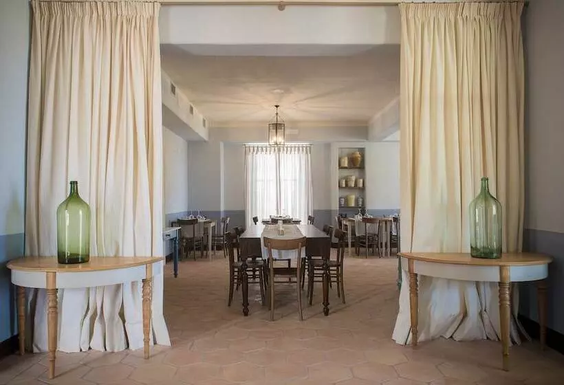 Hotelli Villa Sant Angelo