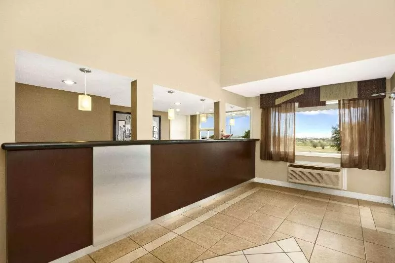 Motelli Super 8 By Wyndham Fort Worth Tx
