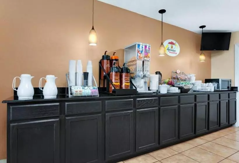 Motelli Super 8 By Wyndham Fort Worth Tx