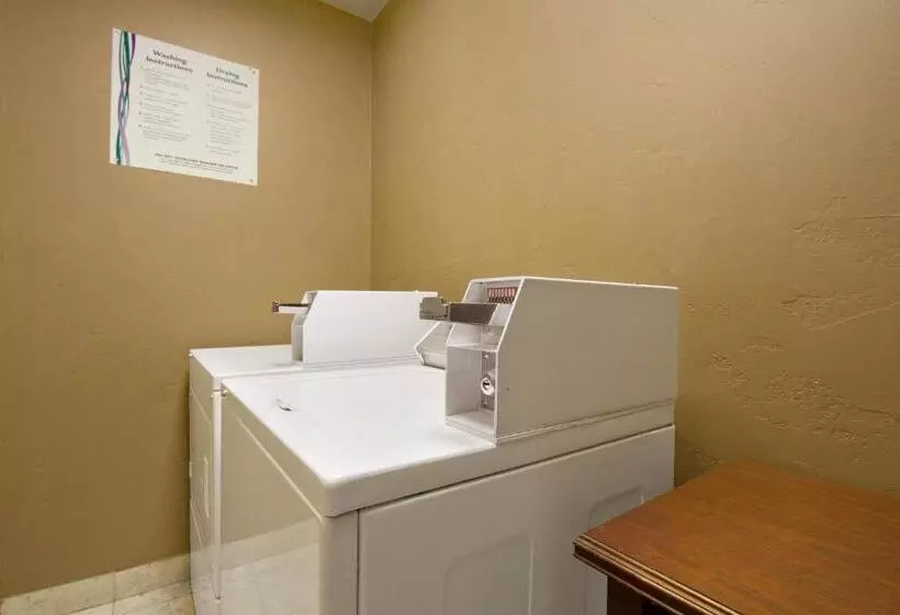 Motelli Super 8 By Wyndham Fort Worth Tx