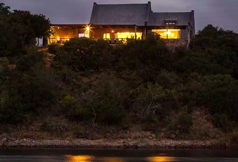 ホテル African Safari Lodge