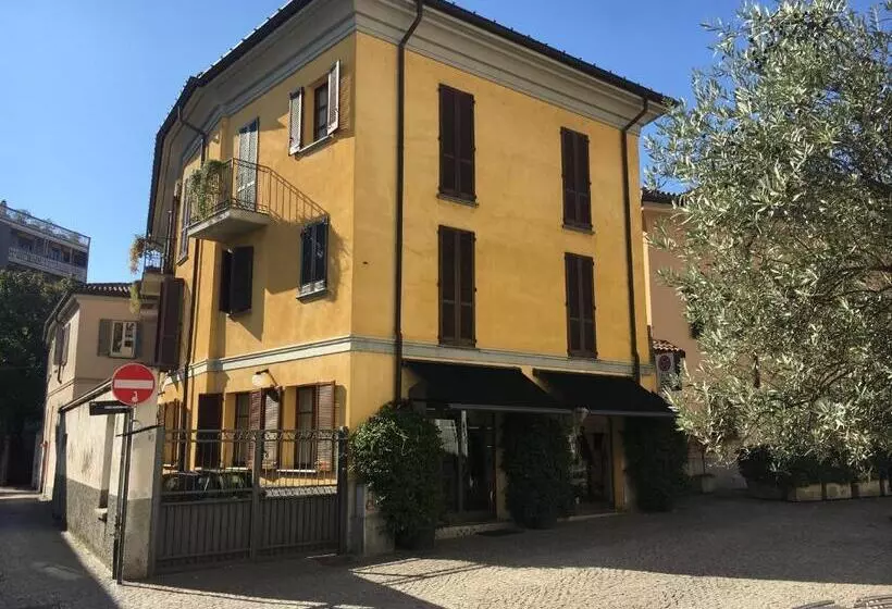 Hotelli Antica Trattoria Dell'uva