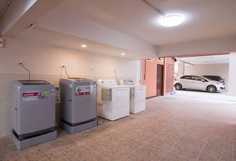 هتل At Home At Udon