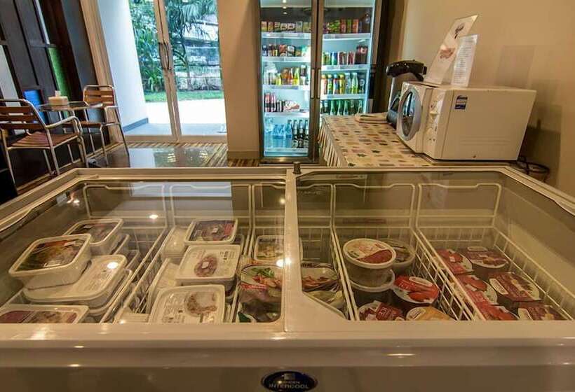 هتل At Home At Udon