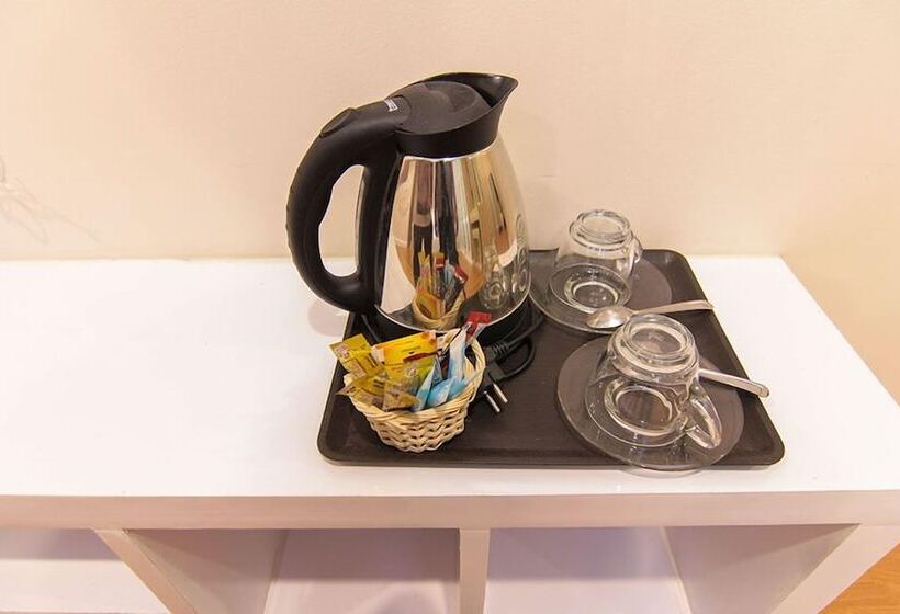 هتل At Home At Udon