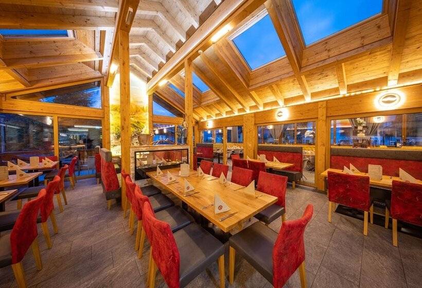 Apart Und Wellnesshotel Dachsteinresort