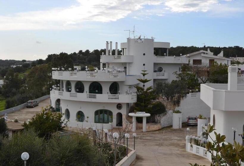 בית מלון כפרי Falco D'oro