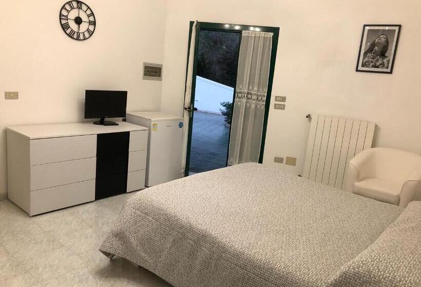 בית מלון כפרי Falco D'oro