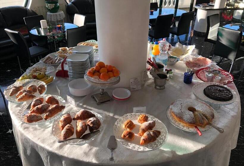 בית מלון כפרי Falco D'oro