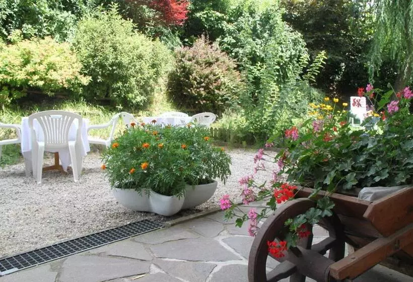 Hotelli Garnì Goccia D'oro