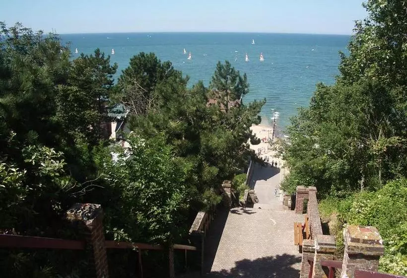 Hotelli La Maison D'emilie