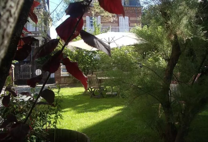 Hotelli La Maison D'emilie