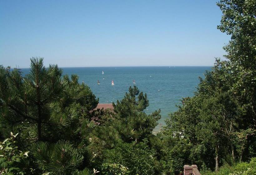 هتل La Maison D'emilie