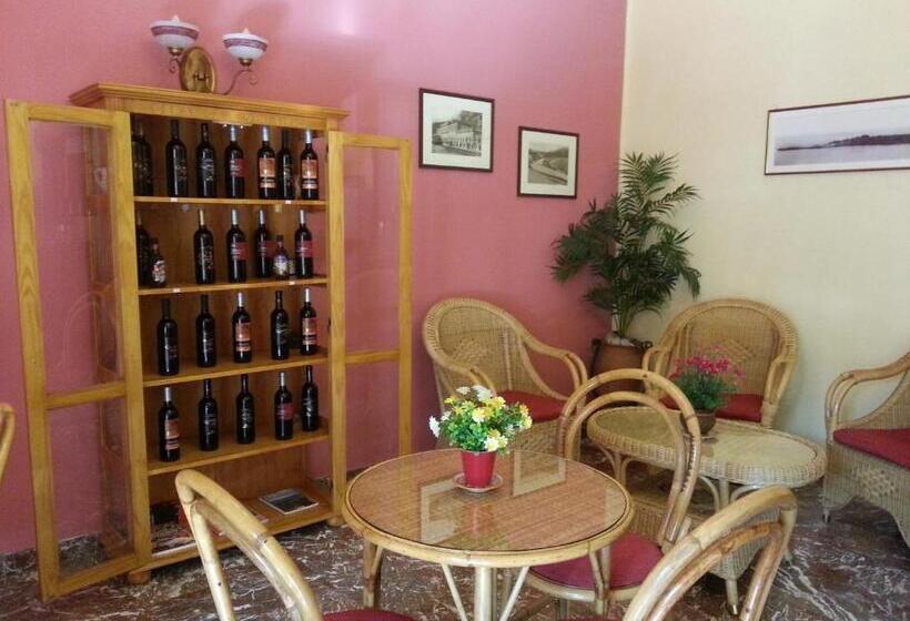 Hotel Pensione Cundari