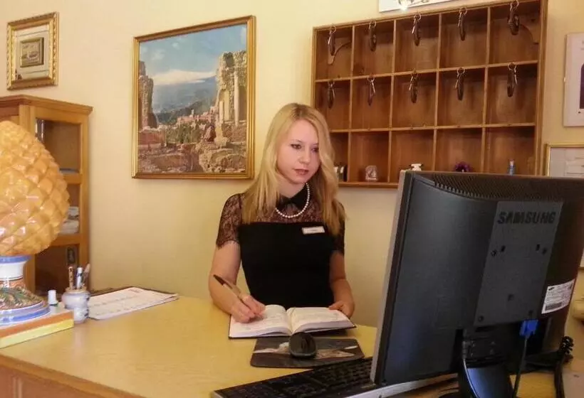 Hotel Pensione Cundari