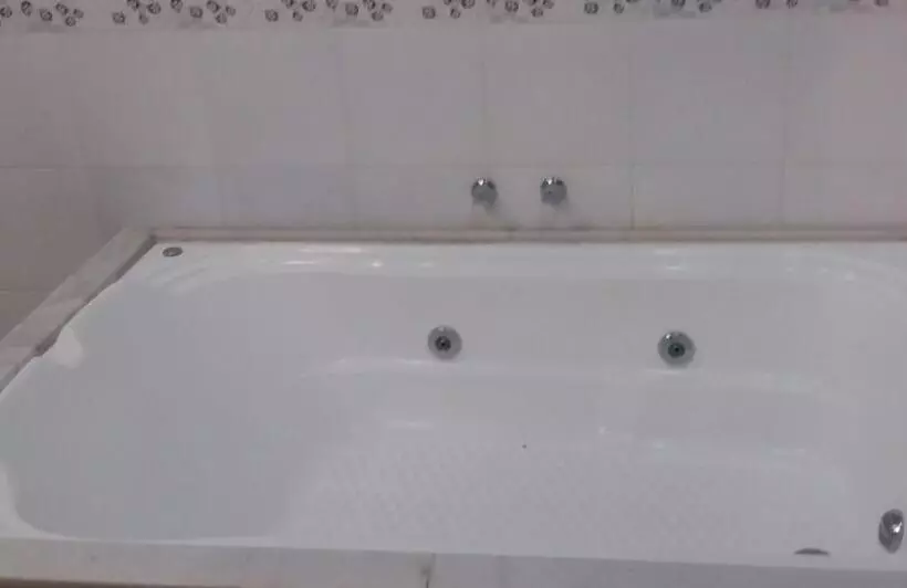 Hotelli Pousada Quinta Da Jade