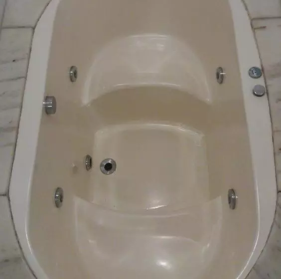 Hotelli Pousada Quinta Da Jade