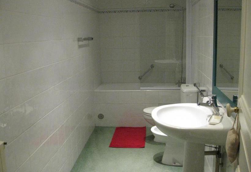 مبيت وإفطار Chambres D Hôtes Bleynieruine De Rome