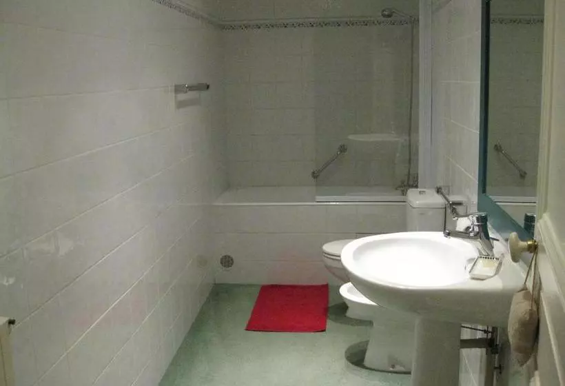 ベッドアンドブレックファースト Chambres D Hôtes Bleynieruine De Rome