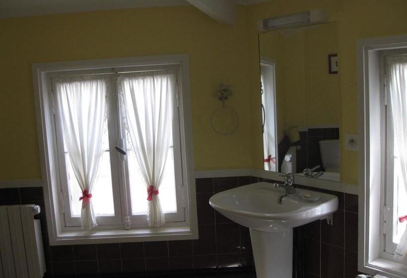 مبيت وإفطار Chambres D Hôtes Bleynieruine De Rome