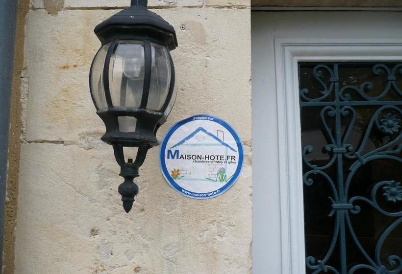 مبيت وإفطار Chambres D Hôtes Bleynieruine De Rome