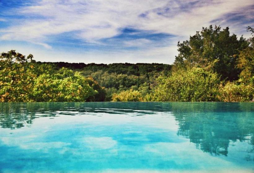 فندق Bonheur & Boheme