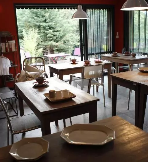 Hotelli Bonheur & Boheme