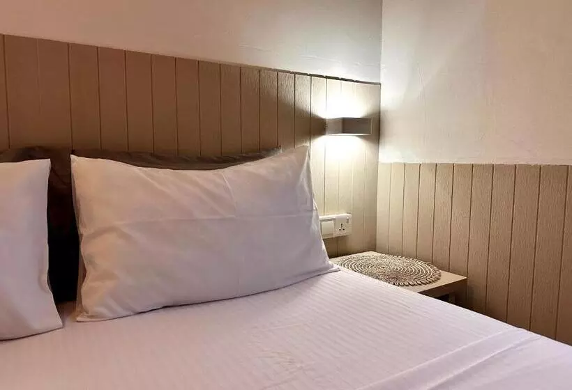 هتل Canopus Retreat Thulusdhoo