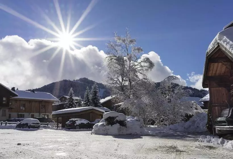 هتل Chalet Stella