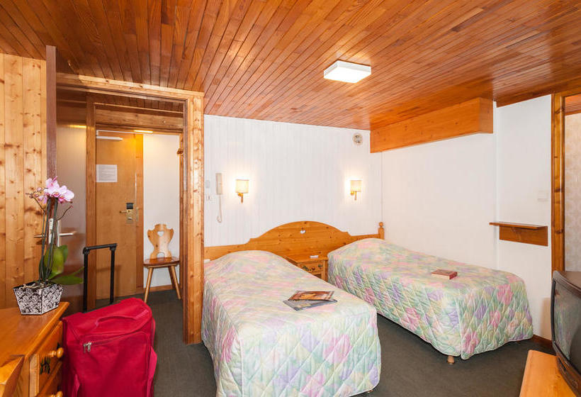 هتل Chalet Stella