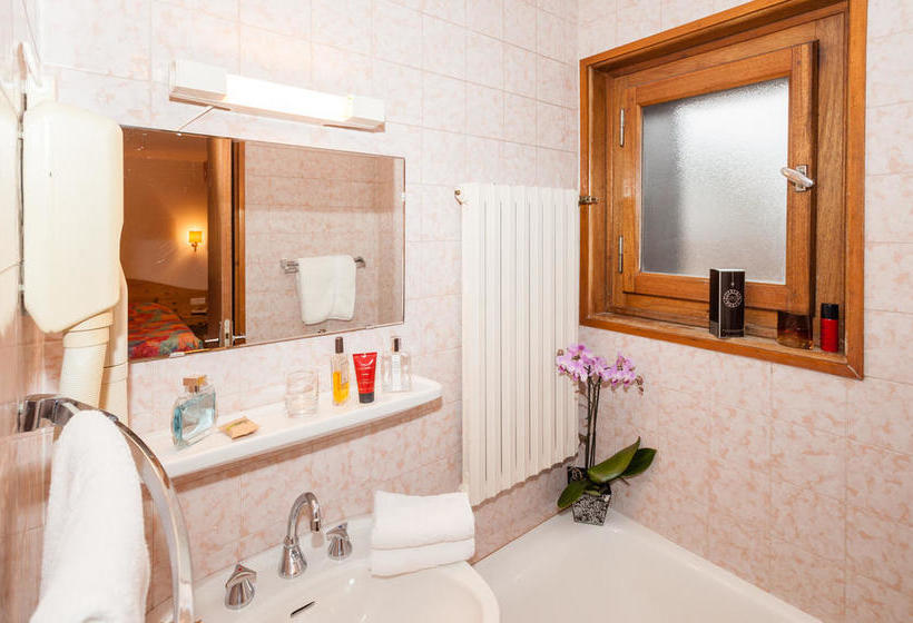 هتل Chalet Stella