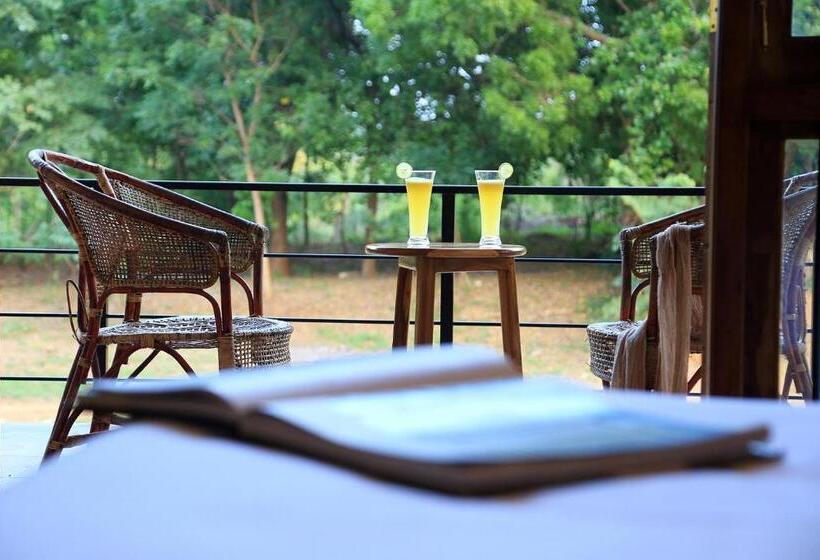 Otel Hantara Udawalawa