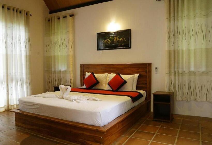 Otel Hantara Udawalawa