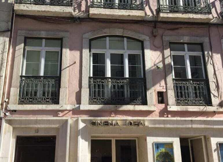 Hotel Happy At Chiado