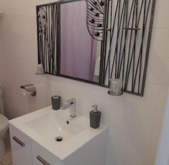 בית מלון כפרי Hôtel Du Commerce