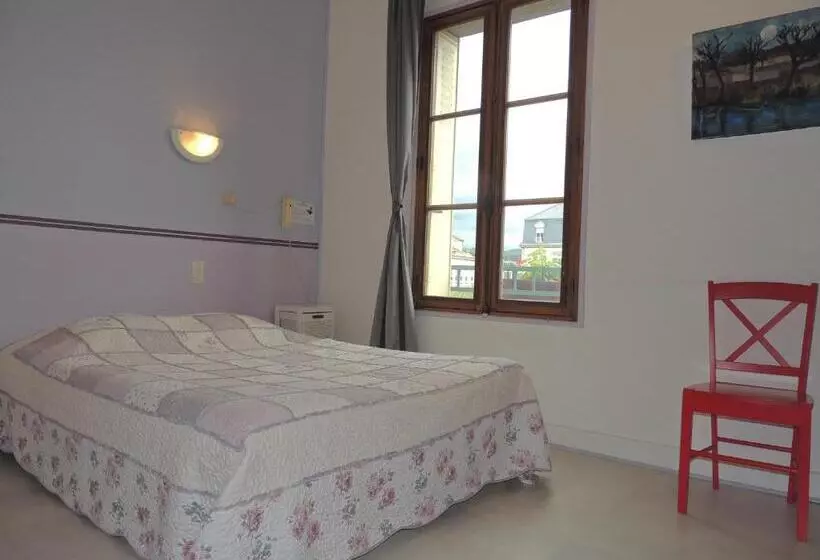 ホテル Hôtel Du Commerce