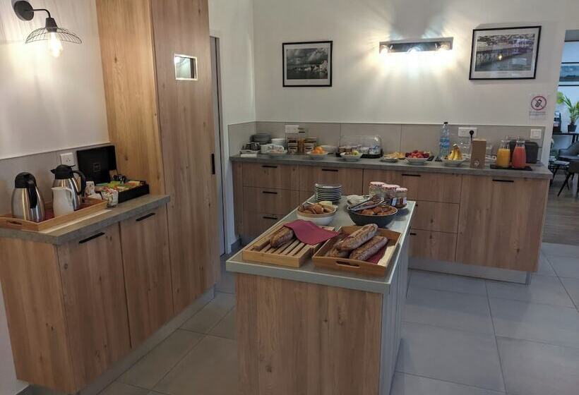 فندق Hôtel Océan Dinan