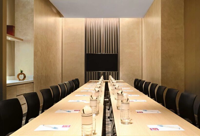 Hotel Hyatt Place Bangkok Sukhumvit 24