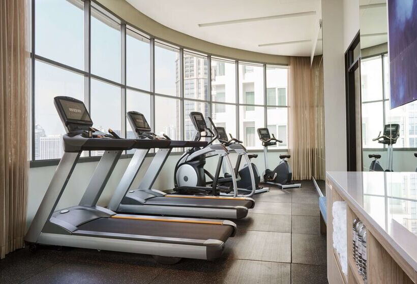 Hotel Hyatt Place Bangkok Sukhumvit 24