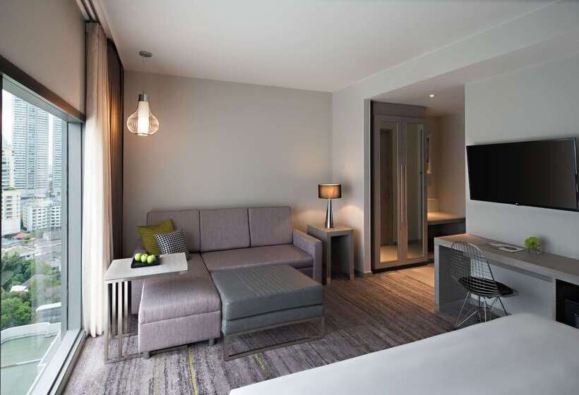 Hotel Hyatt Place Bangkok Sukhumvit 24