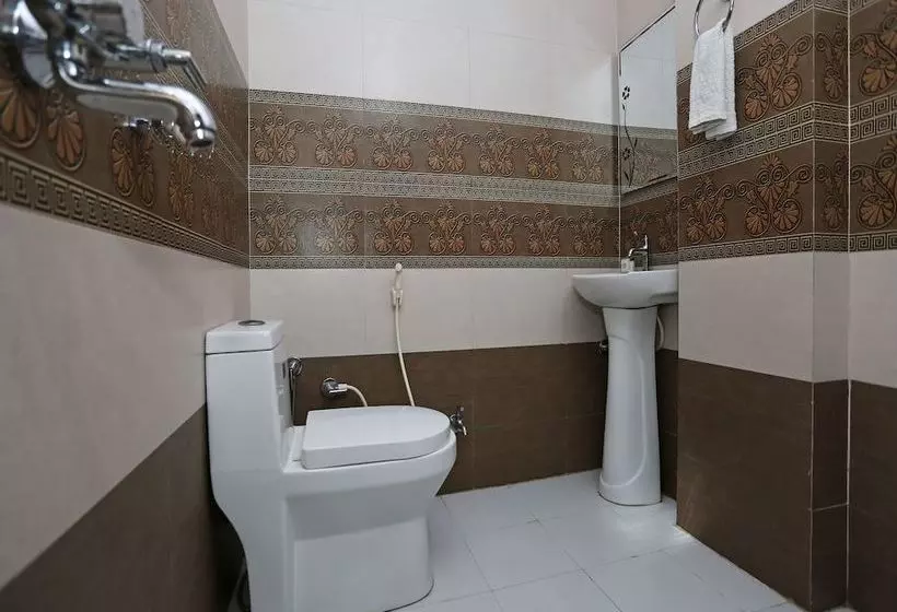 Flagship Hotel Simran Palace