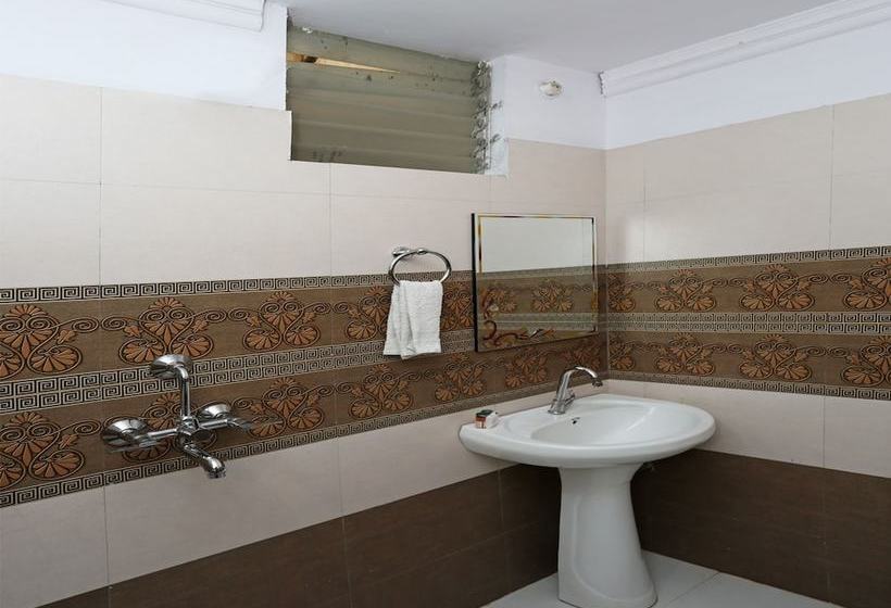 Flagship Hotel Simran Palace