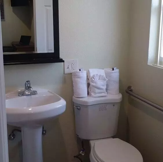 Motelli Travel Inn