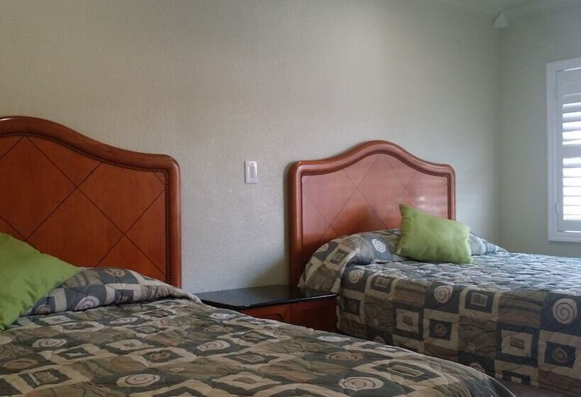 فندق على الطريق Travel Inn