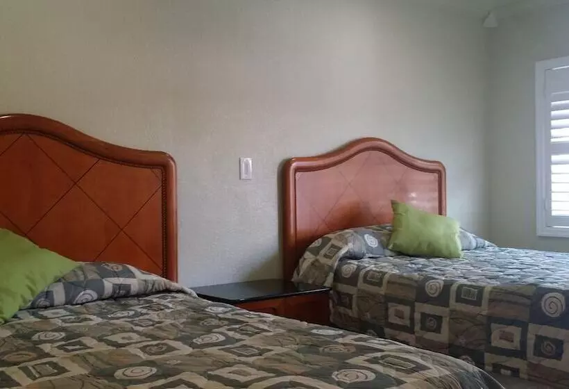 Motelli Travel Inn